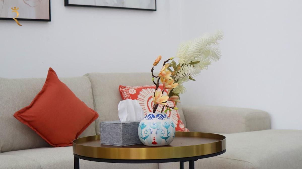 Trendy 2br Masdar Pool And Quick 10 Min To Airport * Abu Dhabi