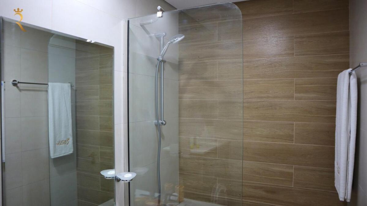 Apartment Trendy 2br Masdar Pool And Quick 10 Min To Airport