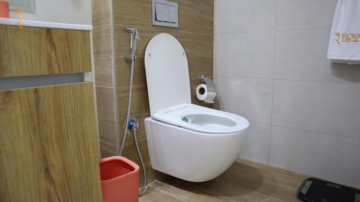 Trendy 2br Masdar Pool And Quick 10 Min To Airport Apartment *